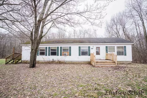 2299 Lyle, Ionia, MI 48846