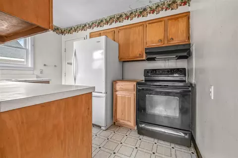 Kitchen - 138 Pierce, Jackson, MI 49203 photo 1 of 3