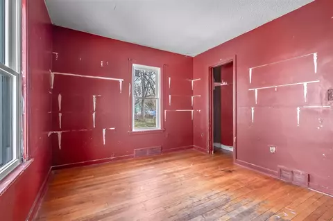 Bedroom - 138 Pierce, Jackson, MI 49203 photo 5 of 10