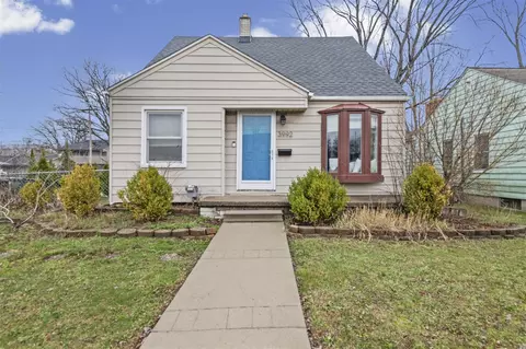 3992 Greenfield, Berkley, MI 48072