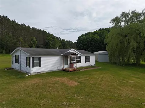 15450 Johnson, Kaleva, MI 49645