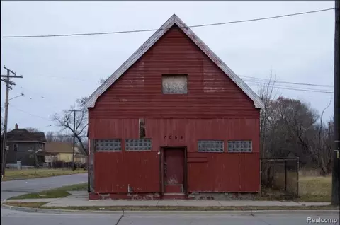 6058 Van Dyke, Detroit, MI 48213