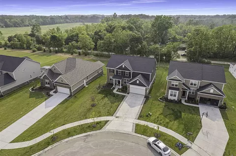 2430 Meadow Hls, Ann Arbor, MI 48108