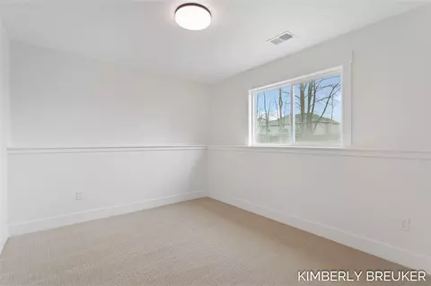 Bedroom - 11782 Everett, Allendale, MI 49401 photo 8 of 9