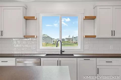 Kitchen - 11782 Everett, Allendale, MI 49401 photo 9 of 10