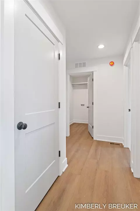 Entry Way - 11782 Everett, Allendale, MI 49401 photo 2 of 2