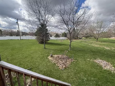7117 King, Spring Arbor, MI 49283 photo 4