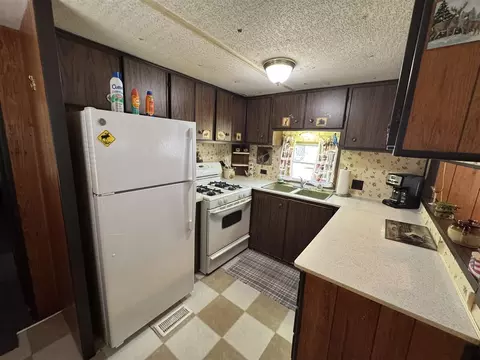 Kitchen - 5859 N Utter, Irons, MI 49644 photo 1 of 4