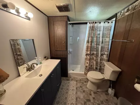 Bath - 5859 N Utter, Irons, MI 49644 photo 2 of 2