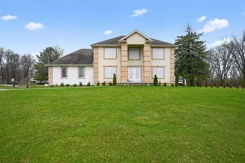 5012 Forest, Flint, MI 48532