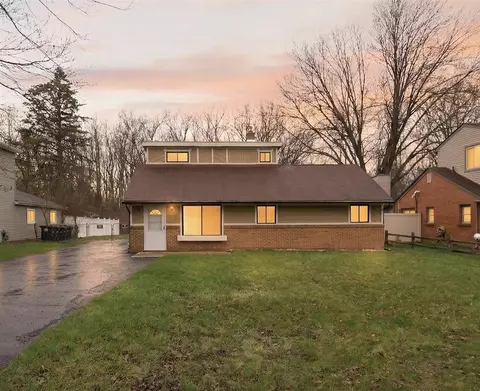 24432 Kensington, Taylor, MI 48180