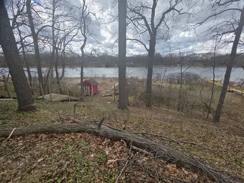 21733 Puterbaugh, Cassopolis, MI 49031