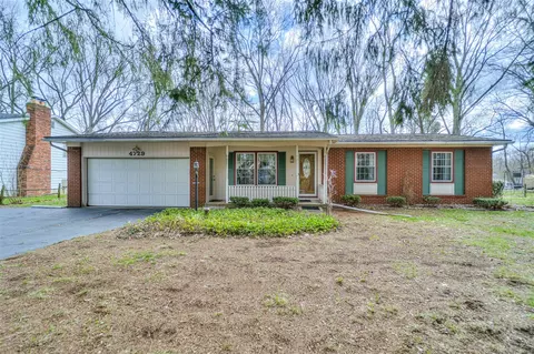 4729 Pin Oak, Jackson, MI 49201