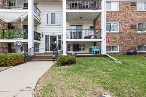 806 W Michigan #205E, Jackson, MI 49202