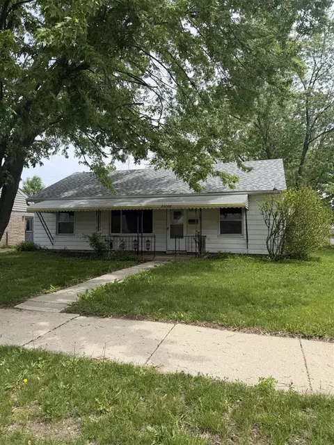 26700 Grandmont, Roseville, MI 48066