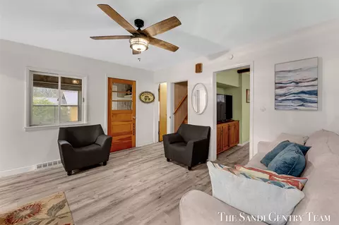 Living - 1111 2nd, Pentwater, MI 49449 photo 5 of 5