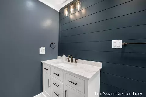 Bath - 1111 2nd, Pentwater, MI 49449 photo 2 of 4