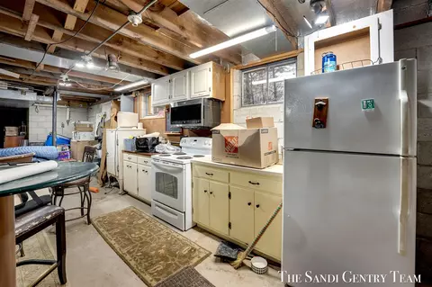 Kitchen - 1111 2nd, Pentwater, MI 49449 photo 5 of 5