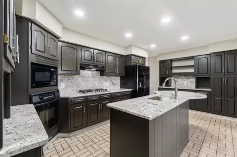 Kitchen - 2580 Litle, Parma, MI 49269 photo 4 of 13