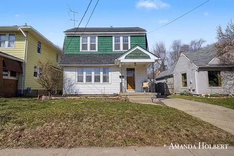 833 Van Buren, Grand Rapids, MI 49504