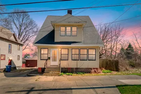 914 Denner, Kalamazoo, MI 49006