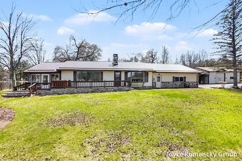 11235 W Broomfield, Remus, MI 49340
