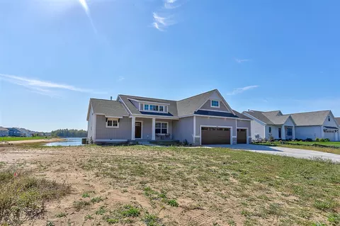 14952 Fillmore, West Olive, MI 49460