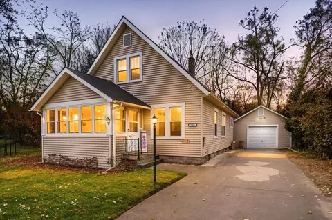 1904 North, Kalamazoo, MI 49006
