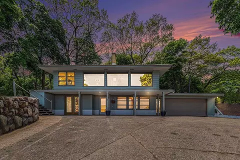 3229 Edgewater, Muskegon, MI 49441