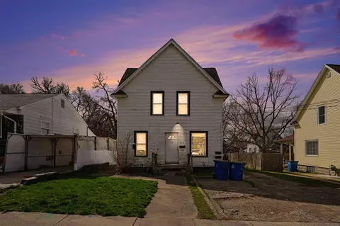 458 Clinton, Kalamazoo, MI 49001
