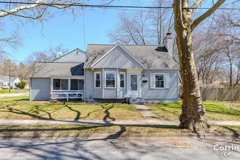 2542 Raymond, Grand Rapids, MI 49507