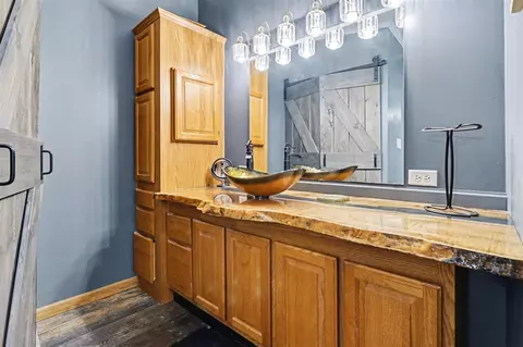 Bath - 574 Maple, Coldwater, MI 49036 photo 2 of 4