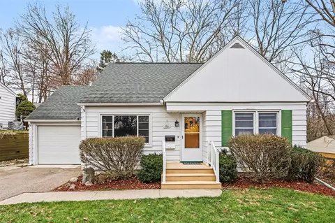 3118 Broadway, Kalamazoo, MI 49008