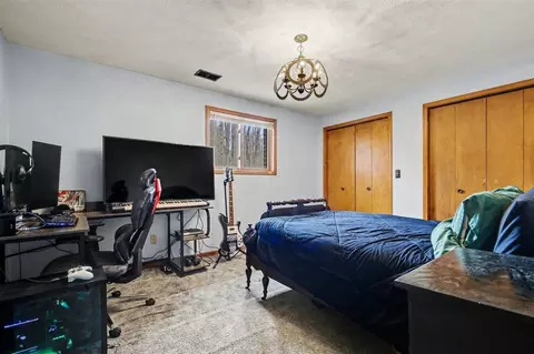 Bedroom - 974 E 98th, Grant, MI 49327 photo 3 of 3