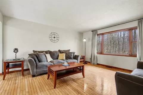 Living - 974 E 98th, Grant, MI 49327 photo 1 of 4