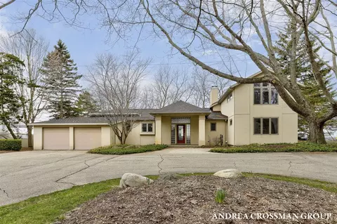 6129 Lakeshore, West Olive, MI 49460