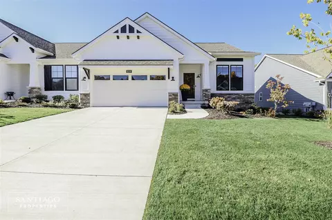 8339 Autumn Acres, Rockford, MI 49341