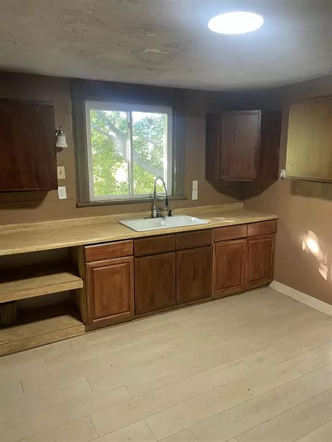 Kitchen - 1034 Williams, Jackson, MI 49203 photo 1 of 1