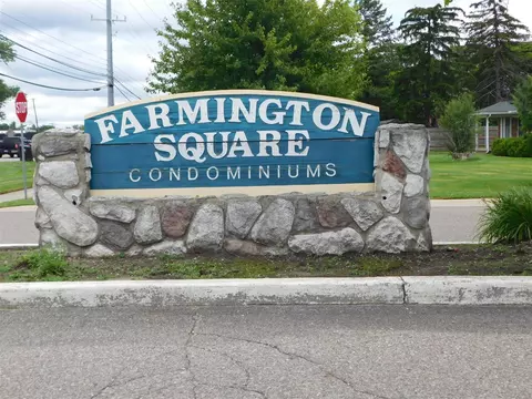 32005 W 12 Mile #206, Farmington Hills, MI 48334