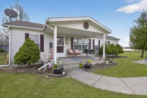 14620 E Merry, Camden, MI 49232