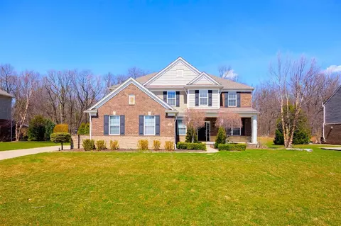 3218 Park Mdw, Lake Orion, MI 48362
