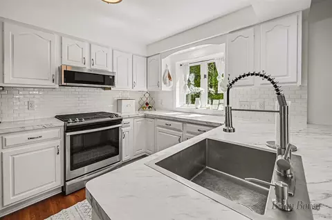Kitchen - 7485 Ravine, Belding, MI 48809 photo 2 of 5