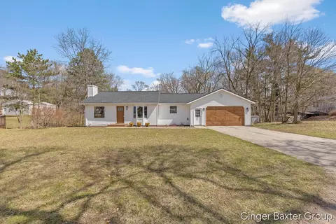4372 Hunsberger, Grand Rapids, MI 49525