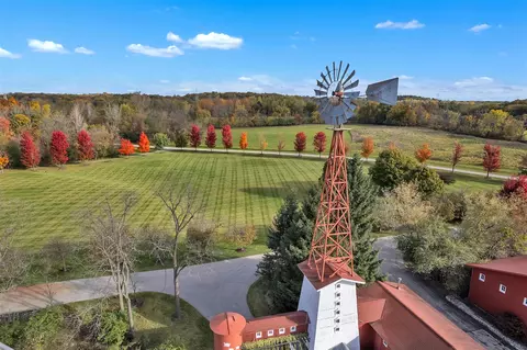 View/Area - 5200 Turtle Pt, Ann Arbor, MI 48105 photo 3 of 11