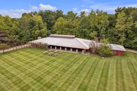 Exterior - 5200 Turtle Pt, Ann Arbor, MI 48105 photo 9 of 16