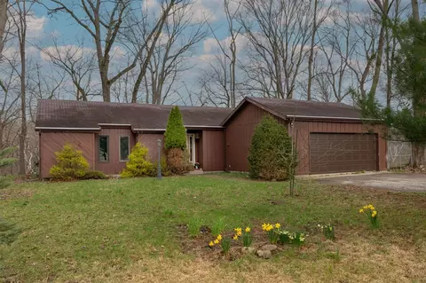 2524 Bluff, Niles, MI 49120