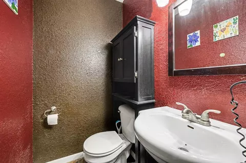 Bath - 3390 Harben, Jackson, MI 49203 photo 2 of 2