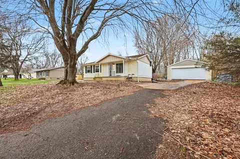 Exterior - 3390 Harben, Jackson, MI 49203 photo 2 of 6