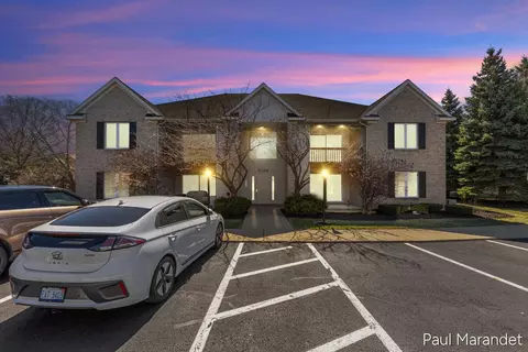 3170 W Crystal Waters #2, Holland, MI 49424