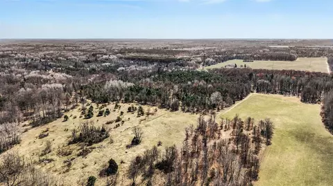 N Croswell, White Cloud, MI 49349 photo 5